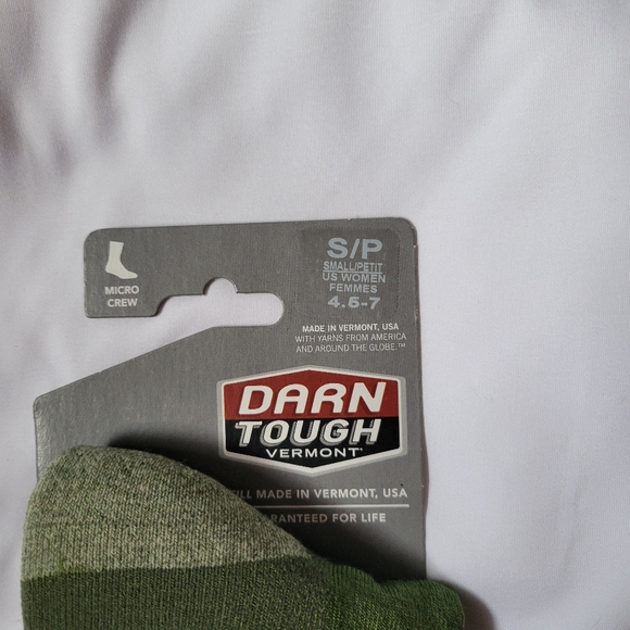 🌟 NWT Darn Tough Socks - Picture 4 of 4